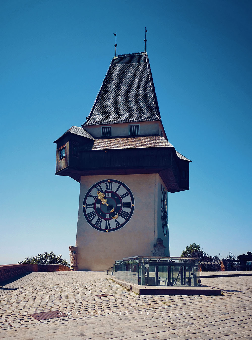 clock tower graz
